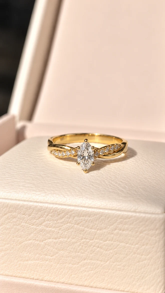 Anillo Trenzado marquise con diamante natural, vista 1